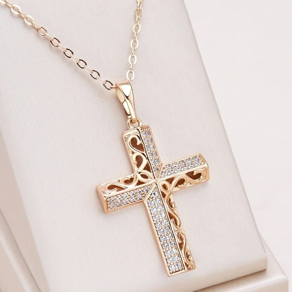 NEW Rose Gold 3D Grade AAA Zircon Cross Necklace - Picture 3 of 4